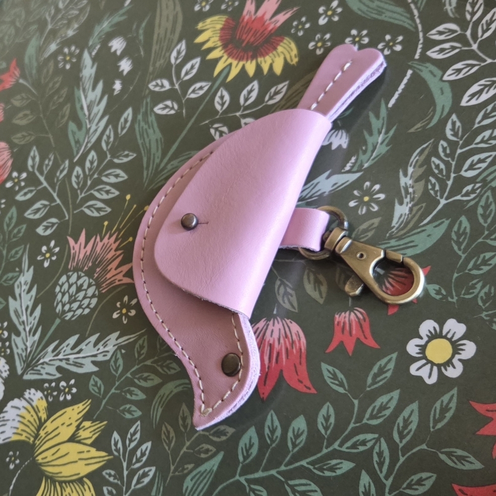 Portland Leather Mockingbird Pouch Bag Charm Keychain in Calla Lily - Picture 3 of 4